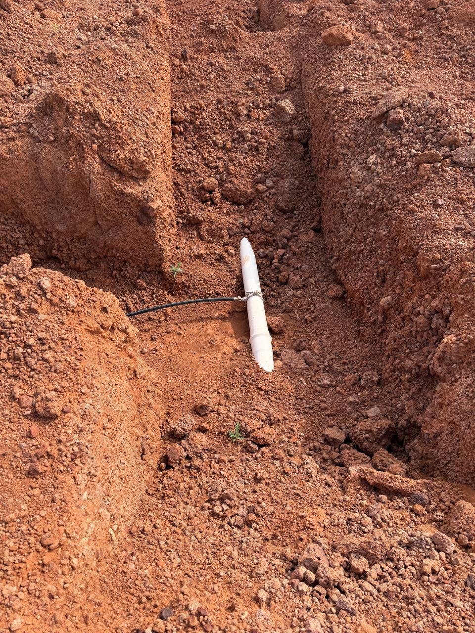 Foto real de obra: instalación hidráulica